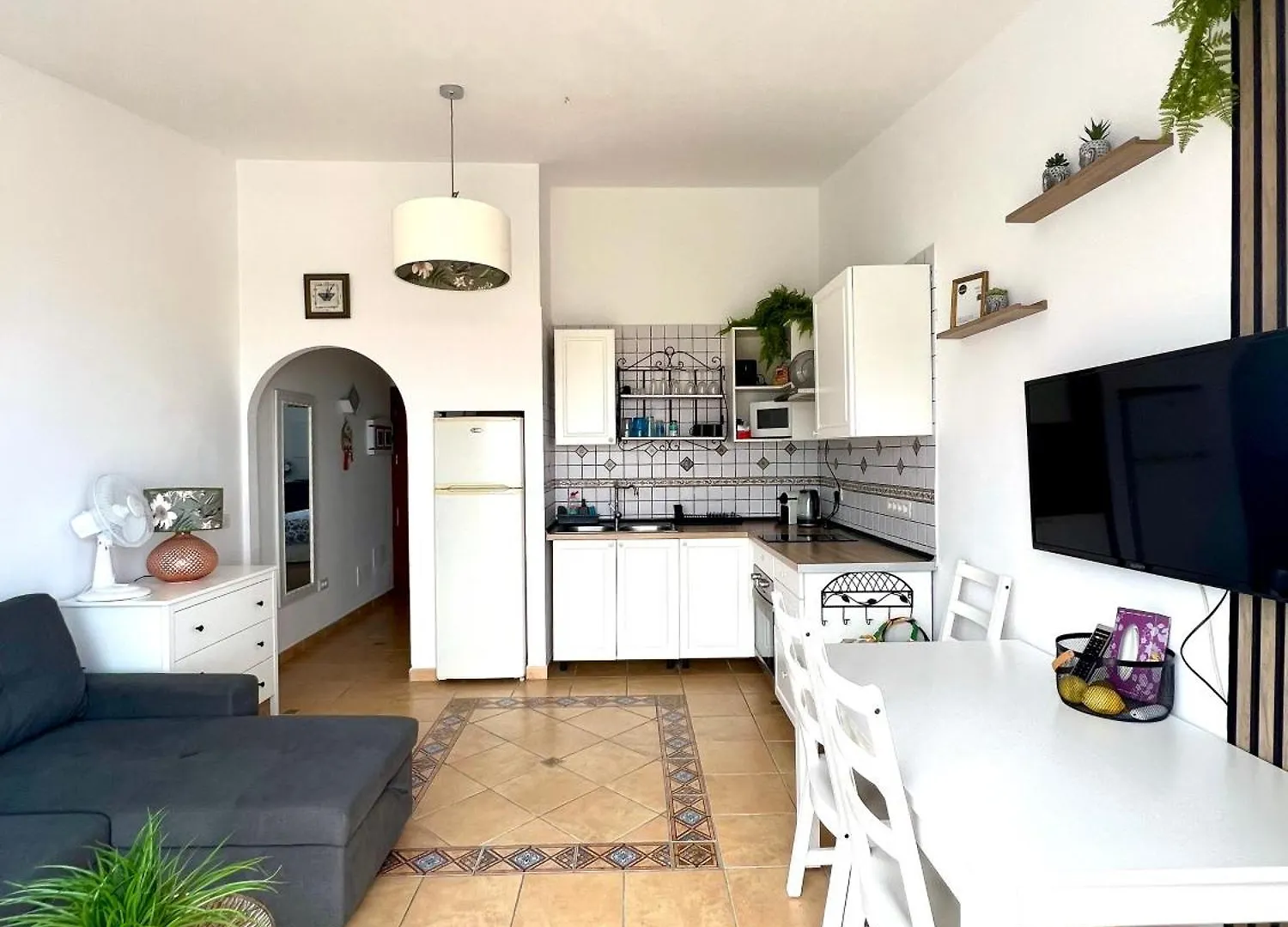 Lovely Sunny Apartment 아데제 스페인