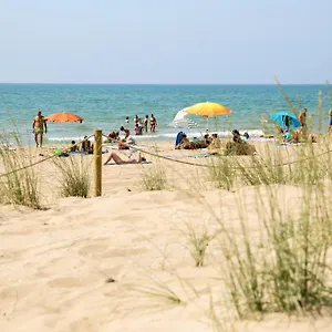 3 Estrellas 2*, Gava Spain