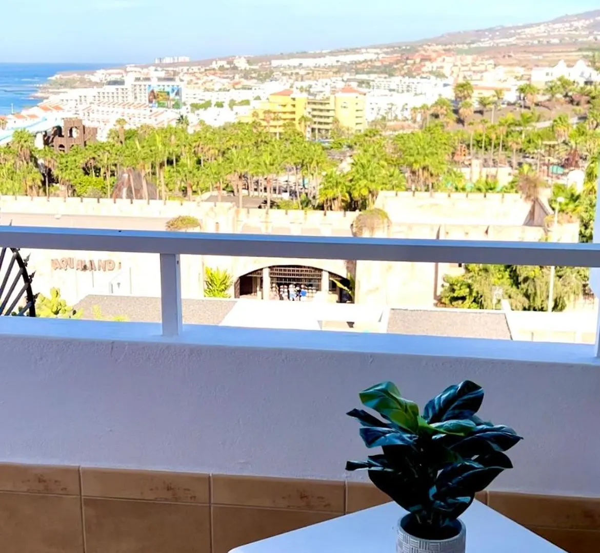 Lovely Sunny Apartment Costa Adeje