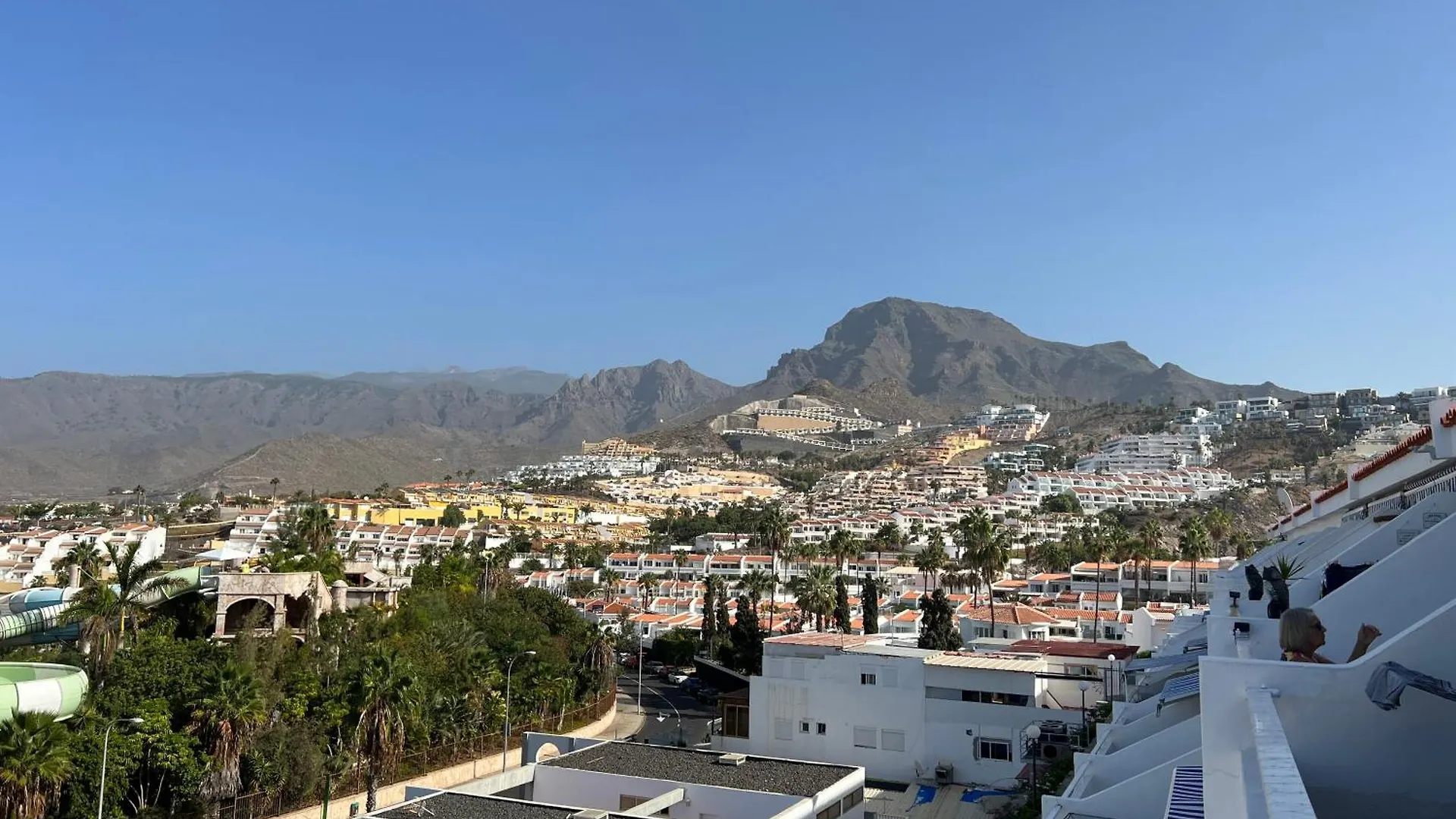 Lovely Sunny Apartment Costa Adeje