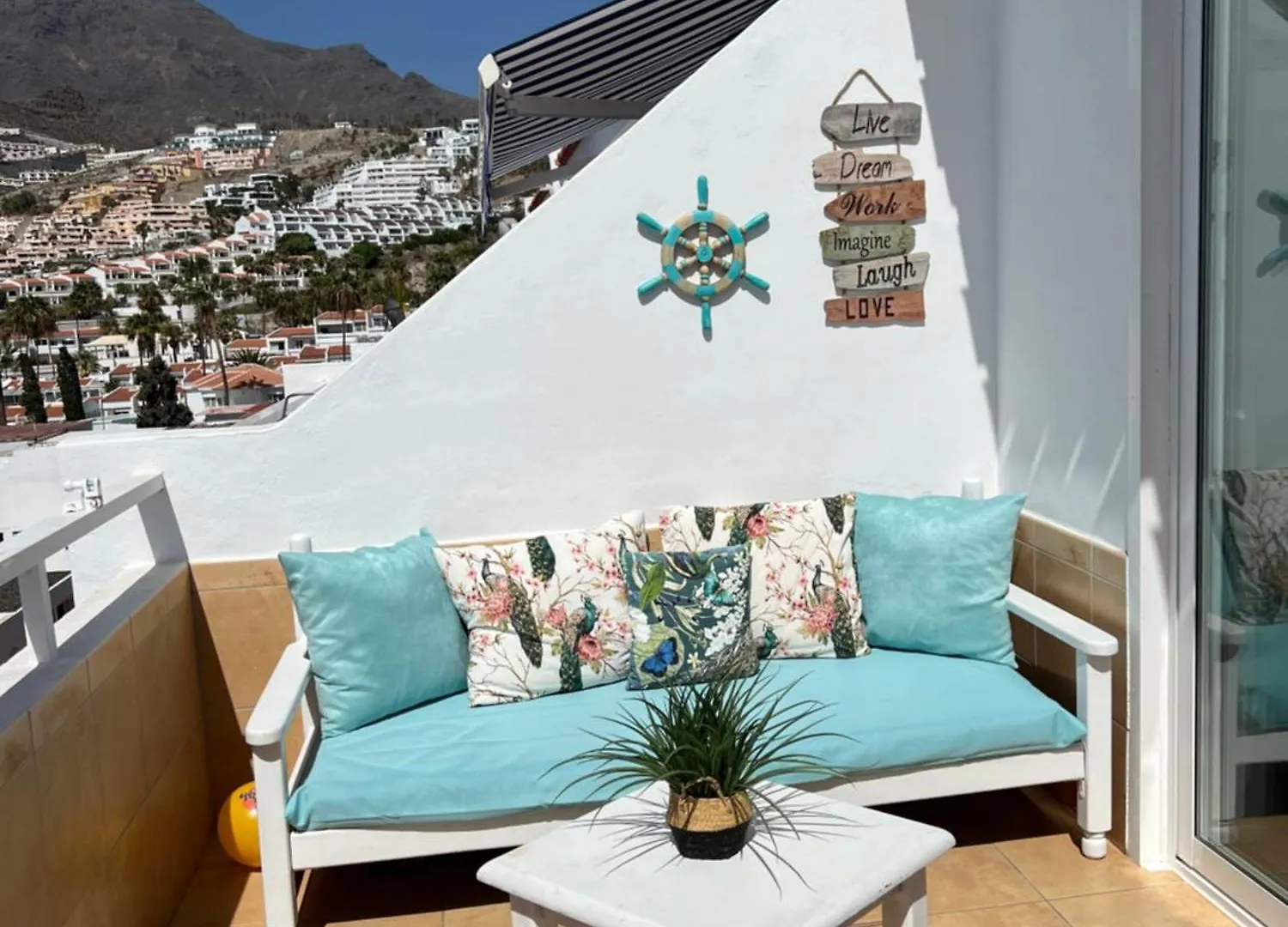 Lovely Sunny Apartment Costa Adeje