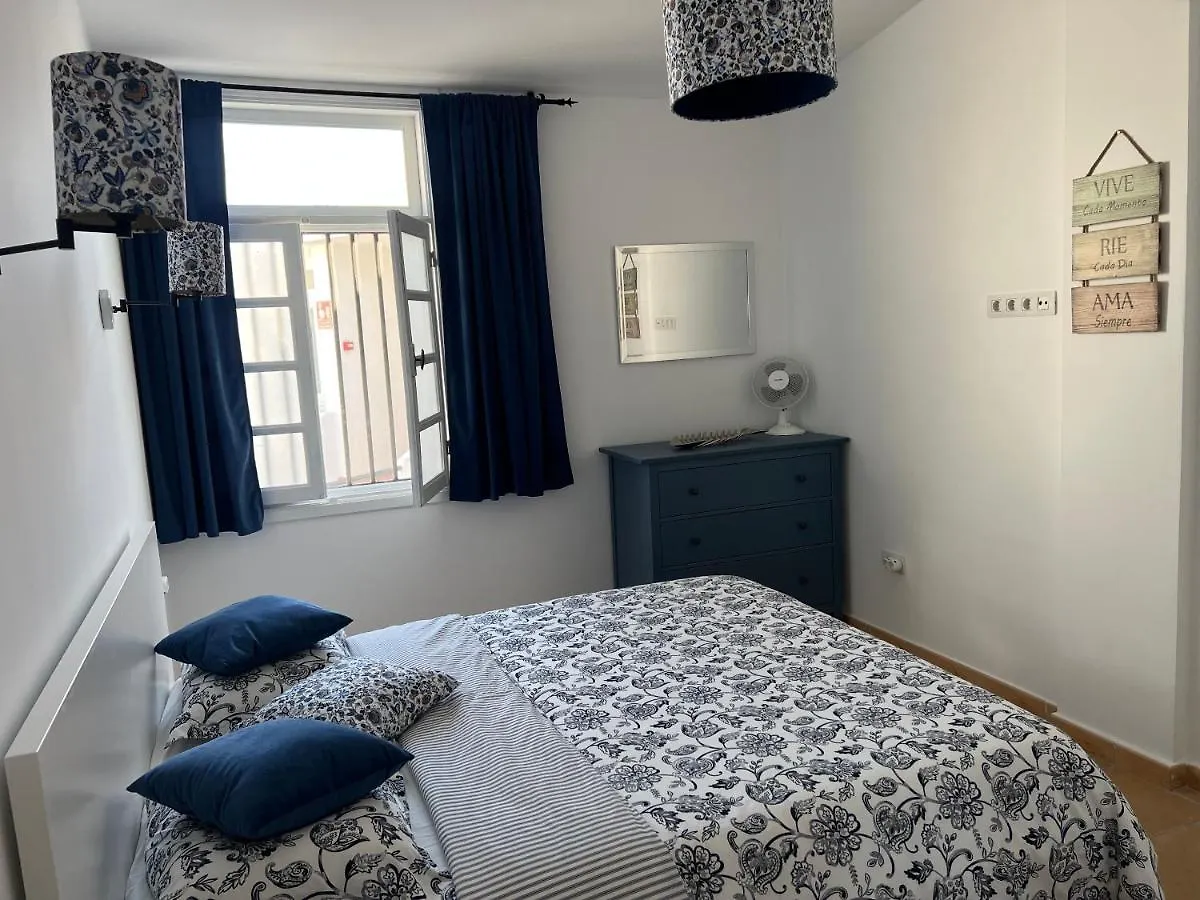 Lovely Sunny Apartment أذيخي